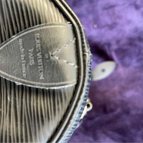 Louis Vuitton Speedy EPI leather Hand 100% Authentic - Picture 2 of 8